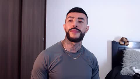 Snapshot of maximus_golden chatting on 03.02.25 Independent Model online show from 03.02.25