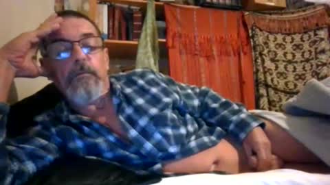 Max online show from 04.17.26