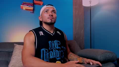 Snapshot of maximusclark chatting on 10.24.25 Maximus Clark online show from 10.24.25