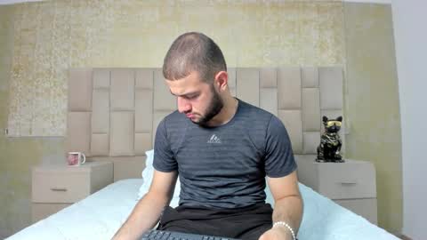 Snapshot of maximusdick1_ chatting on 10.22.25 Maximus online show from 10.22.25