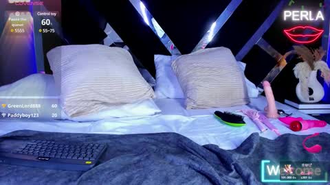 Maxi Rogers online show from 02.22.25