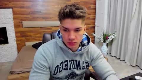 MaxKaiden online show from 03.16.26