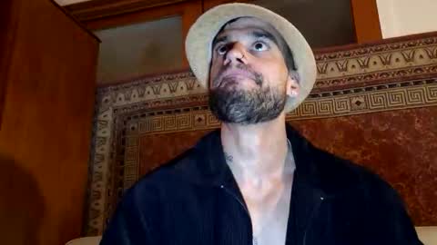 Luca Dominus online show from 09.10.25