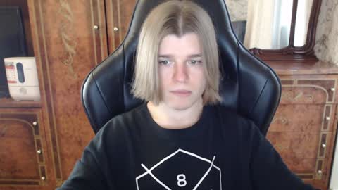 Max online show from 02.02.25