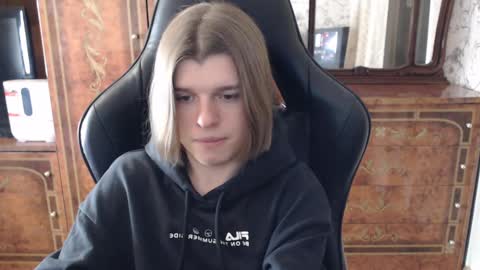 Max online show from 02.22.25