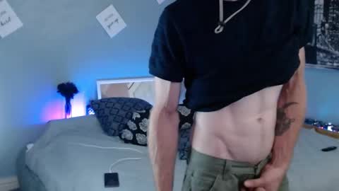 MaxRouger online show from 10.05.25