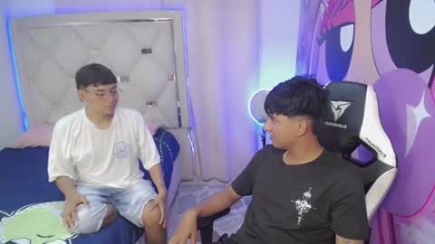 Snapshot of maxwell_boys chatting on 01.19.26 MAX DAN online show from 01.19.26