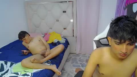 Snapshot of maxwell_boys chatting on 02.12.26 MAX DAN online show from 02.12.26