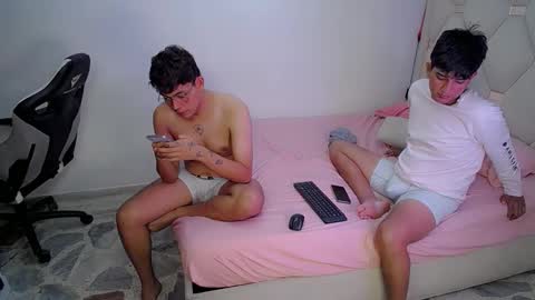 Snapshot of maxwell_boys chatting on 02.27.26 MAX DAN online show from 02.27.26