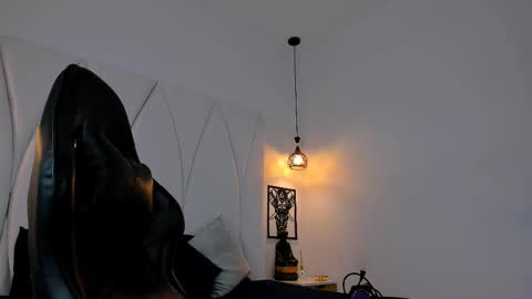 MAX online show from 02.06.25