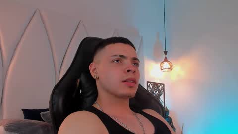 MAX online show from 03.08.25