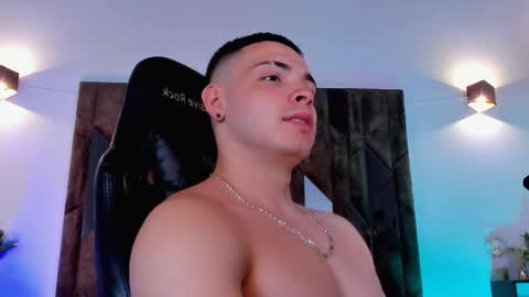 MAX online show from 03.10.25