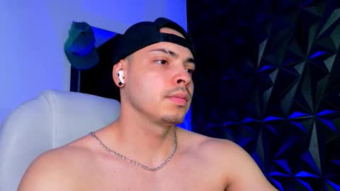 MAX online show from 01.11.26