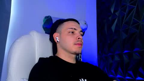 MAX online show from 02.12.26