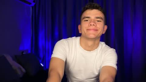 Snapshot of maxwoolf chatting on 07.14.26 Max online show from 07.14.26