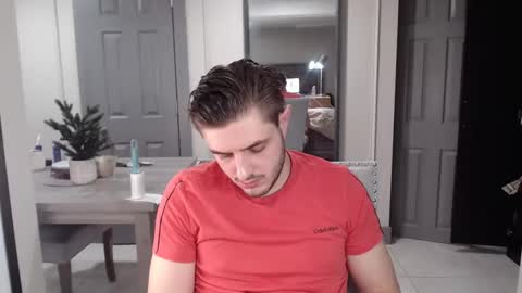 Snapshot of maxx2fun chatting on 11.22.25 maxx2fun online show from 11.22.25