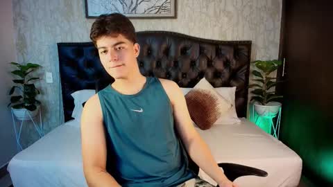 Maxxi online show from 10.22.25