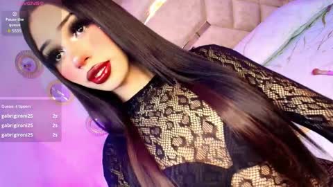Snapshot of maxxine_vxx chatting on 04.21.26 Valentina online show from 04.21.26