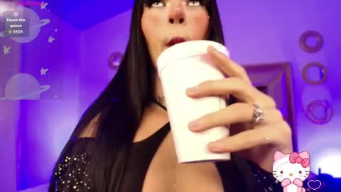 Snapshot of maxxine_vxx chatting on 05.23.26 Valentina online show from 05.23.26