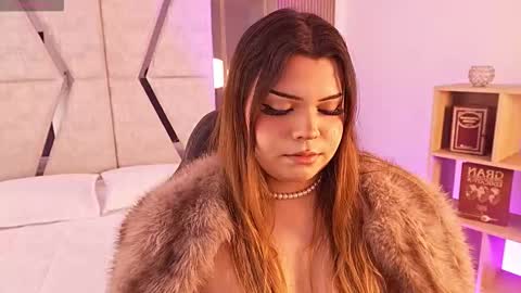 Maxine Minx online show from 03.21.26