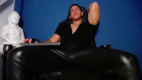 maxxxpowerful online show from 11.26.25