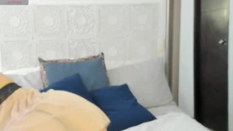 Victoria online show from 02.11.25