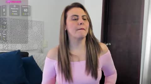 Snapshot of maxzy_star chatting on 02.06.26 Victoria online show from 02.06.26