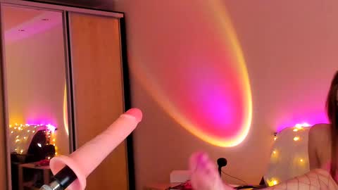 Snapshot of may_fl0wer chatting on 01.23.25 May Flower online show from 01.23.25