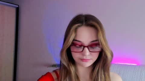 Snapshot of may_fl0wer chatting on 01.29.25 May Flower online show from 01.29.25