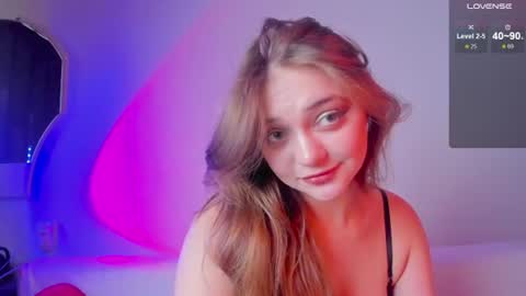 Snapshot of may_fl0wer chatting on 06.28.26 May Flower online show from 06.28.26