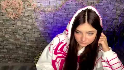 Snapshot of may_rollins chatting on 07.17.26 may online show from 07.17.26