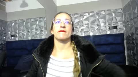 Maya online show from 10.04.25