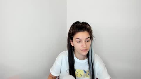 Maya online show from 01.12.26