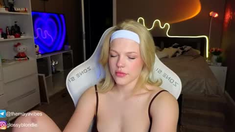 Maya online show from 03.31.26