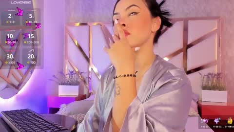 Maya online show from 02.11.25