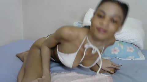 Snapshot of maya_dol chatting on 02.11.25 maya online show from 02.11.25