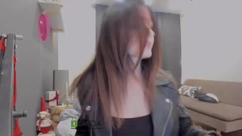 Snapshot of maya_l chatting on 02.21.26 Maya online show from 02.21.26