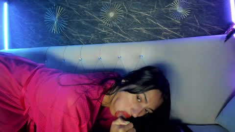 Snapshot of maya_lisa chatting on 09.29.25 Karah online show from 09.29.25