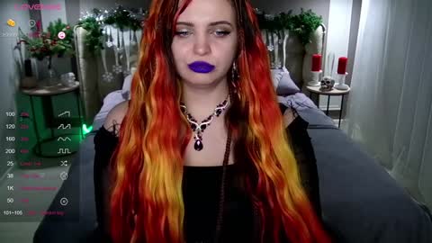 Maya Mils online show from 01.11.25