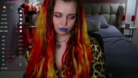 Maya Mils online show from 01.29.25