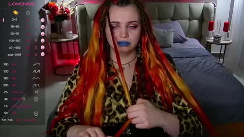 Maya Mils online show from 01.29.25