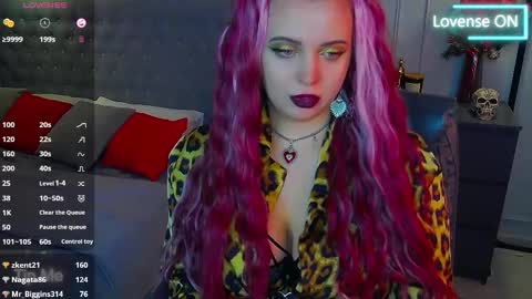 Maya Mils online show from 02.24.25