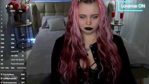 Maya Mils online show from 02.26.25