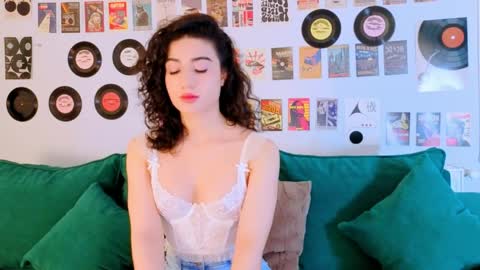 Snapshot of maya_rogerss chatting on 05.17.26 Maya online show from 05.17.26