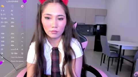 Snapshot of mayamei chatting on 03.19.26 Mia online show from 03.19.26