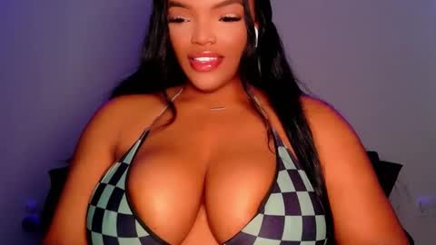 Snapshot of maybabi chatting on 05.17.26 MayBabi online show from 05.17.26