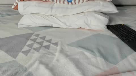 Snapshot of maybelline_666 chatting on 03.10.25 Maybelline69 online show from 03.10.25