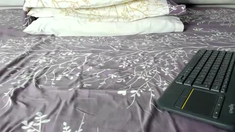 Snapshot of maybelline_666 chatting on 09.19.25 Maybelline69 online show from 09.19.25