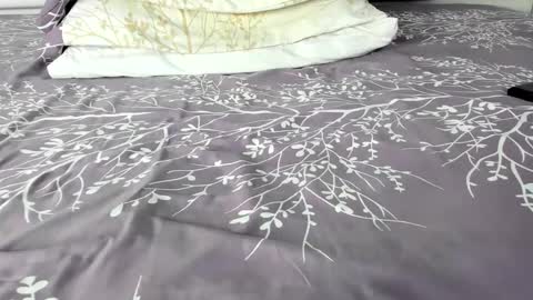 Snapshot of maybelline_666 chatting on 09.22.25 Maybelline69 online show from 09.22.25