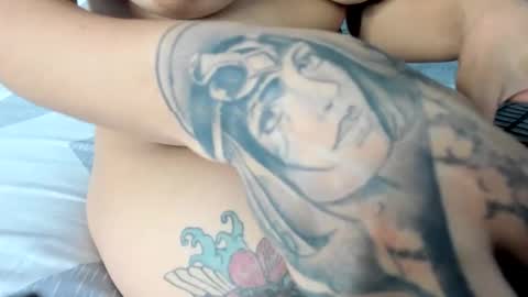 Snapshot of maybelline_666 chatting on 10.14.25 Maybelline69 online show from 10.14.25